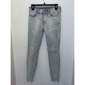 American Eagle Size 4 - 360 Next Level Stretch